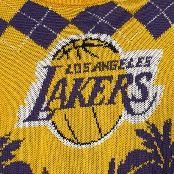 L.A. Lakers Sweater Size S NWT Officially Licensed - Picture 3 of 11